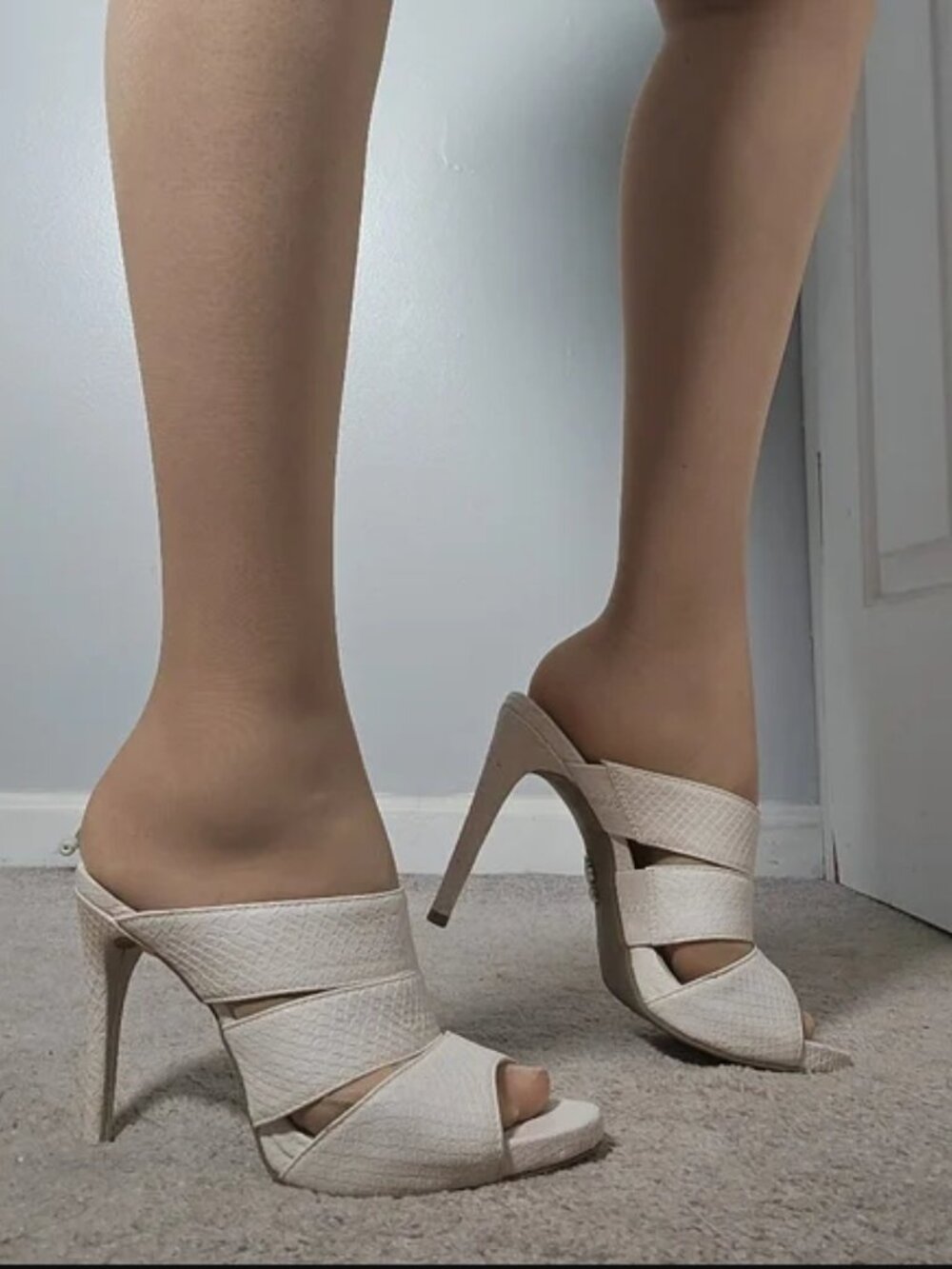Jennifer Lopez Women's Peep Toe Mules Jonelle Blush Size 6